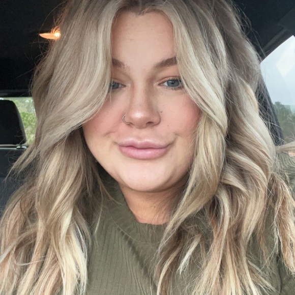 Meet Your Posher - Picture 4 of 6